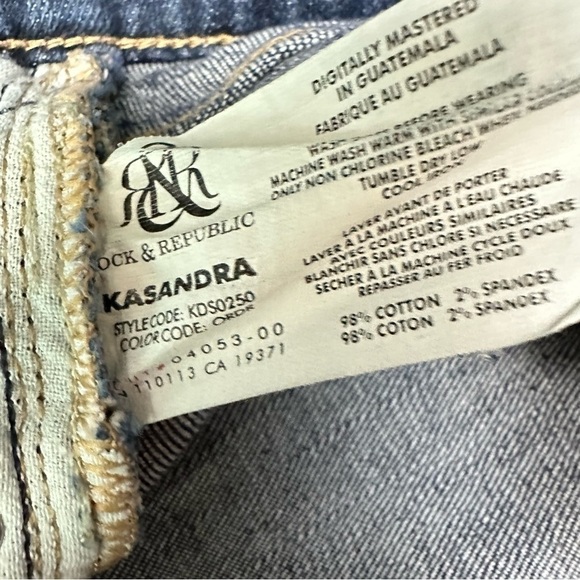 Rock & Republic Kasandra Mid Rise bootcut Mid Dark wash Jeans Size 29 - Picture 10 of 11